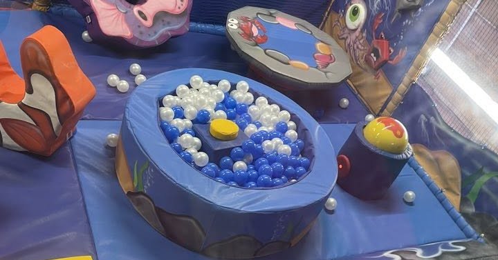 The Griffin Bach toddler corner: ball pool and soft play shapes